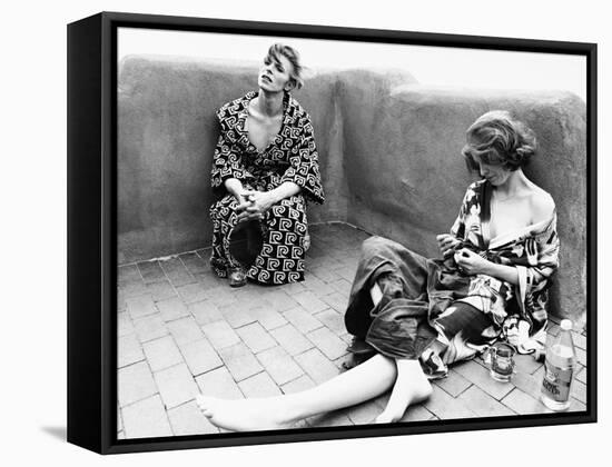 David Bowie, Candy Clark, the Man Who Fell to Earth, 1976-null-Framed Stretched Canvas