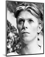 David Bowie - The Man Who Fell to Earth-null-Mounted Photo