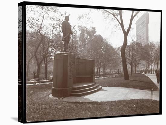David Glasgow Farragut Statue in Madison Square Park, New York, c.1905-Byron Company-Stretched Canvas