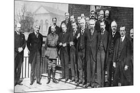 David Lloyd George, British Prime Minister, with Some of His Colleagues, 1917-null-Mounted Giclee Print