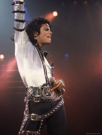 アート・デザイン・音楽 Michael Jackson : A Life In Pictures Michael Jackson, King of Pop Art | Diana Evans | The New York