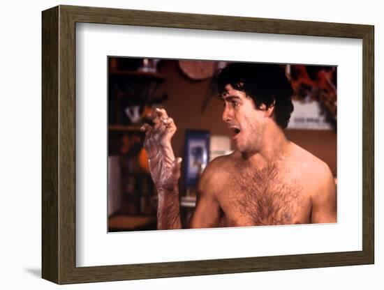 David Naughton dans Le Loup Garou by Londres (An american werewolf in London) by JohnLandis, 1981 (-null-Framed Photo