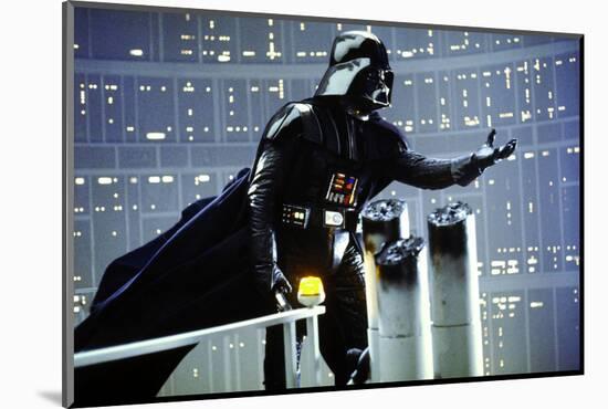DAVID PROWSE. "STAR WARS: EPISODE V-THE EMPIRE STRIKES BACK" [1980], directed by IRVIN KERSHNER.-null-Mounted Photographic Print