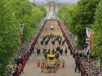 Britain Queen Jubilee-David Sandison-Framed Photographic Print