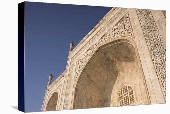 Dawn at the Taj Mahal, UNESCO World Heritage Site, Agra, Uttar Pradesh, India, Asia-Ben Pipe-Stretched Canvas