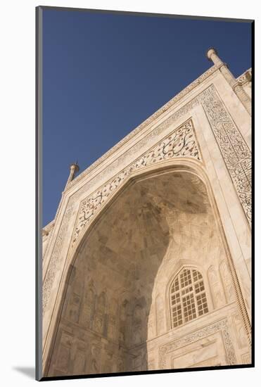 Dawn at the Taj Mahal, UNESCO World Heritage Site, Agra, Uttar Pradesh, India, Asia-Ben Pipe-Mounted Photographic Print