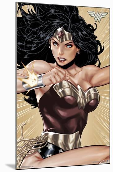 DC Comics - Wonder Woman - Hyper-Trends International-Mounted Poster