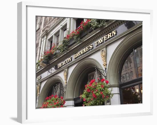 Deacon Brodie's Tavern, Royal Mile, Old Town, Edinburgh, Scotland, Uk-null-Framed Photographic Print