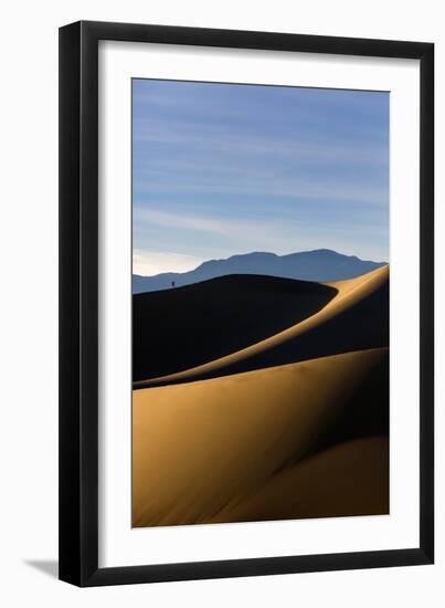 Death Valley NP, CA: Mesquite Sand Dunes Near Stovepipe Wells, Hikers Along The 100 Foot Tall Dunes-Ian Shive-Framed Photographic Print