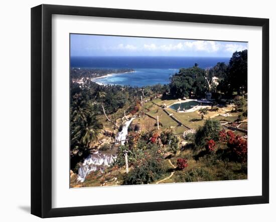 December 1946: Shaw Park in Ocho Rios Bay, Jamaica-Eliot Elisofon-Framed Photographic Print