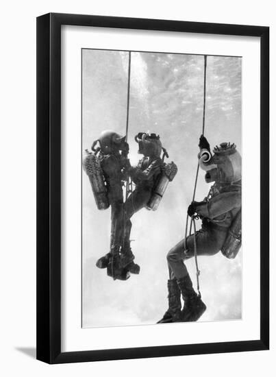 Deep Sea Divers-Science Source-Framed Giclee Print