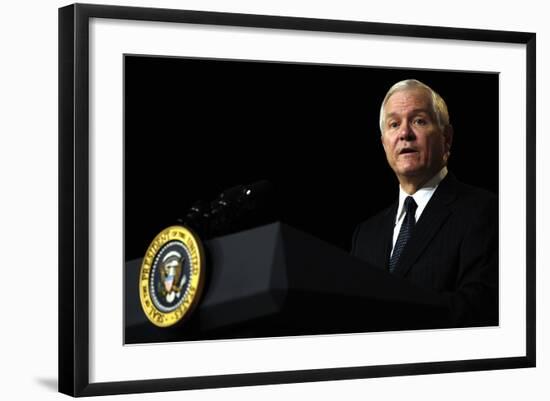 Defense Sec. Robert Gates Speaks after Taking His Oath of Office, Dec. 2006-null-Framed Photo