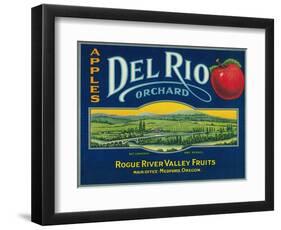 Del Rio Apple Crate Label - Medford, OR-Lantern Press-Framed Art Print