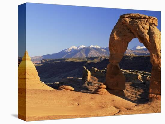 Delicate Arch, Arches National Park, Moab, Utah, USA-Lee Frost-Stretched Canvas