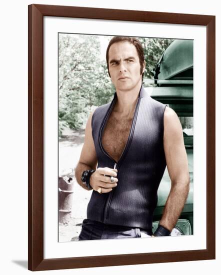 Deliverance, Burt Reynolds, 1972-null-Framed Photo