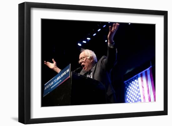 DEM 2016 Sanders-Jacquelyn Martin-Framed Premium Photographic Print