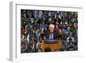 DEM 2016 Sanders-Jacquelyn Martin-Framed Photographic Print