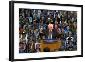 DEM 2016 Sanders-Jacquelyn Martin-Framed Photographic Print