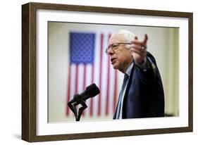 DEM 2016 Sanders-Jacquelyn Martin-Framed Photographic Print