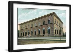 Denver, Colorado - Exterior View of the US Mint-Lantern Press-Framed Art Print