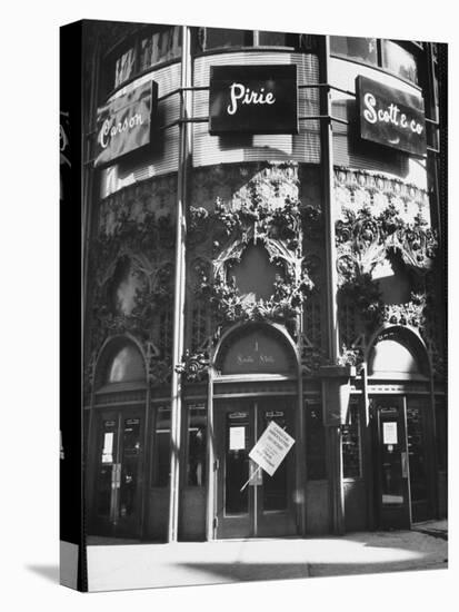 Department Store Carson Pirie Scott, One of Several Stores Afflicted by State Street Fire-null-Stretched Canvas