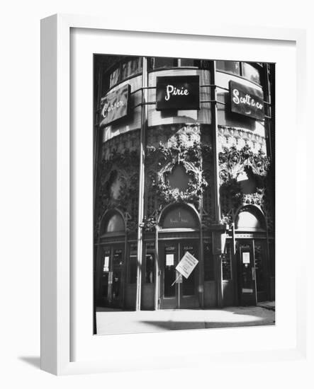 Department Store Carson Pirie Scott, One of Several Stores Afflicted by State Street Fire-null-Framed Photographic Print