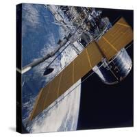 Deployment of the Hubble Space Telescope, 1990-null-Stretched Canvas