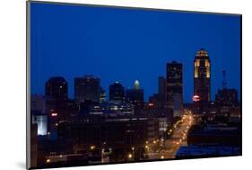 Des Moines, Iowa skyline at dusk-null-Mounted Photographic Print