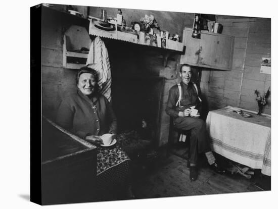 Descendants of Shipwrecked Italian, and a Marooned Yankee Skipper-Carl Mydans-Stretched Canvas