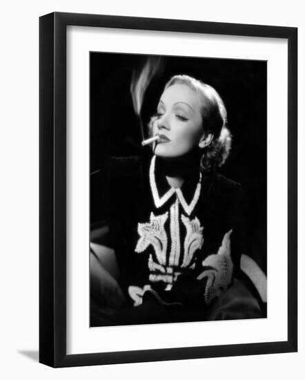 Desire, Marlene Dietrich, 1936-null-Framed Photo