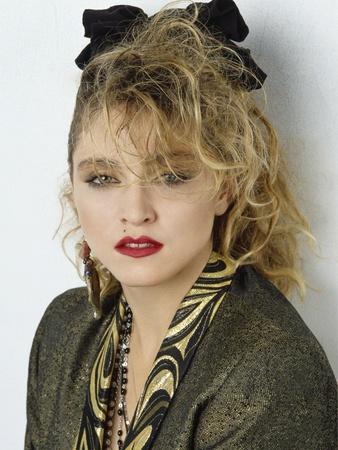 https://imgc.allpostersimages.com/img/posters/desperately-seeking-susan-by-susan-seidelman-with-madonna-madonna-louise-ciccone-1985_u-L-PSX4LY0.jpg?artPerspective=n