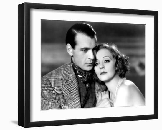 Devil and the deep de MarionGering avec Tallulah Bankhead en 1932-null-Framed Photo