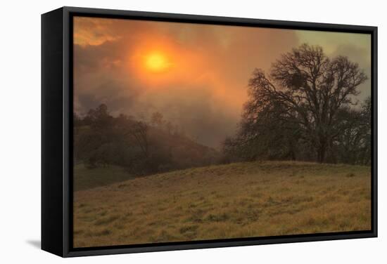 Diablo Sunscape-Vincent James-Framed Stretched Canvas