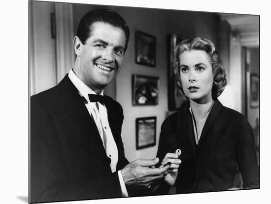 DIAL M FOR MURDER, 1954 directed by ALFRED HITCHCOCK Robert Cummings and Grace Kelly (b/w photo)-null-Mounted Photo