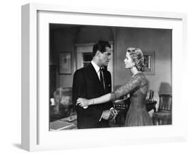 DIAL M FOR MURDER, 1954 directed by ALFRED HITCHCOCK Robert Cummings and Grace Kelly (b/w photo)-null-Framed Photo