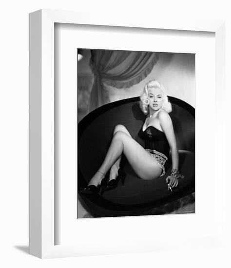 Diana Dors-null-Framed Photo