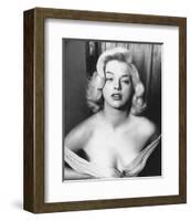 Diana Dors-null-Framed Photo