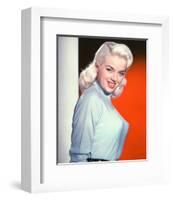 Diana Dors-null-Framed Photo