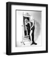 Diana Dors-null-Framed Photo