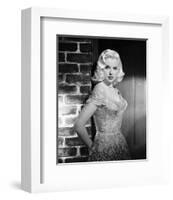 Diana Dors-null-Framed Photo