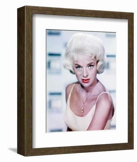 Diana Dors-null-Framed Photo