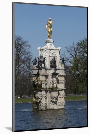 Diana Fountain, Bushy Park, Hampton, London, England, United Kingdom-Rolf Richardson-Mounted Photographic Print