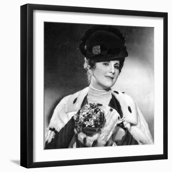 Diana Wynyard, British Stage and Film Actress, 1934-1935-null-Framed Giclee Print