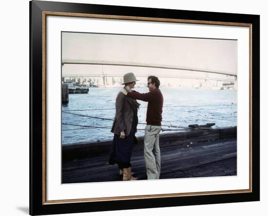 Diane Keaton and Woody Allen ANNIE HALL, 1977 directed by Woody Allen (photo)-null-Framed Photo