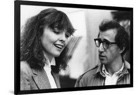 Diane Keaton and Woody Allen MANHATTAN, 1979 directed by Woody Allen (b/w photo)-null-Framed Photo