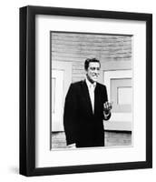 Dick Van Dyke, The Dick Van Dyke Show (1961)-null-Framed Photo