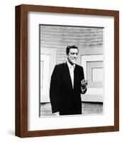 Dick Van Dyke, The Dick Van Dyke Show (1961)-null-Framed Photo