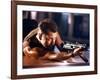 DIE HARD, 1988 directed by JOHN Mc TIERNAN Bruce Willis (photo)-null-Framed Photo