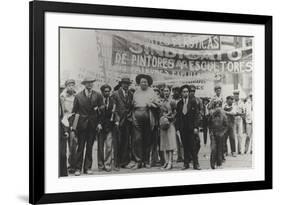 Diego Rivera and Frida Kahlo in the May Day Parade, Mexico City, 1st May 1929-Tina Modotti-Framed Photographic Print