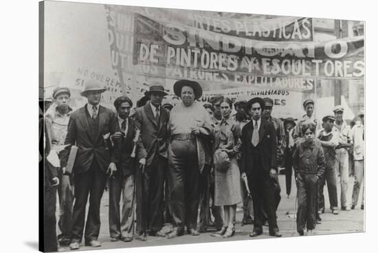 Diego Rivera and Frida Kahlo in the May Day Parade, Mexico City, 1st May 1929-Tina Modotti-Stretched Canvas
